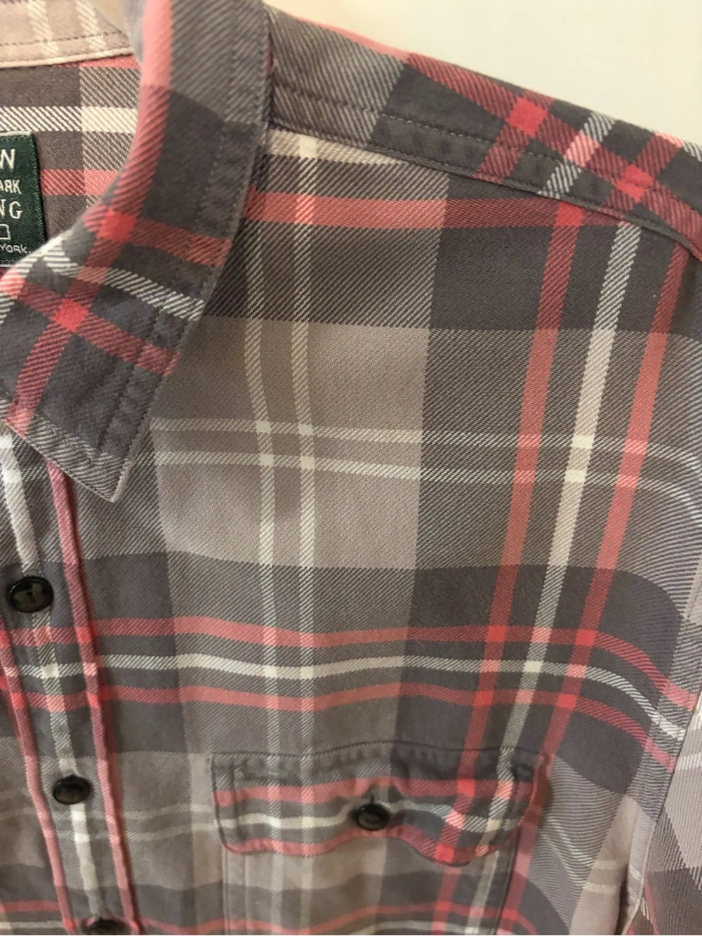 J. Crew Men's Gray & Pink Plaid Button-Down Shirt, size M